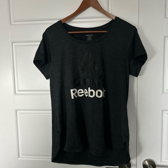 BNNW Reebok active shirt! - Picture 2 of 3